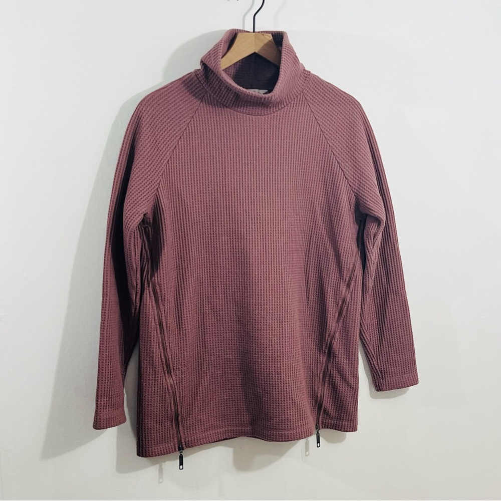 L.L. Bean Waffle Knit Pullover Cowl Neck Zipper Detail Flattering Shape Outdoor